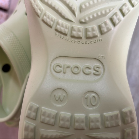Crocs Iconic Comfort Light Green Women's Clog Slip-On Size 10. NWOT New - Picture 7 of 7